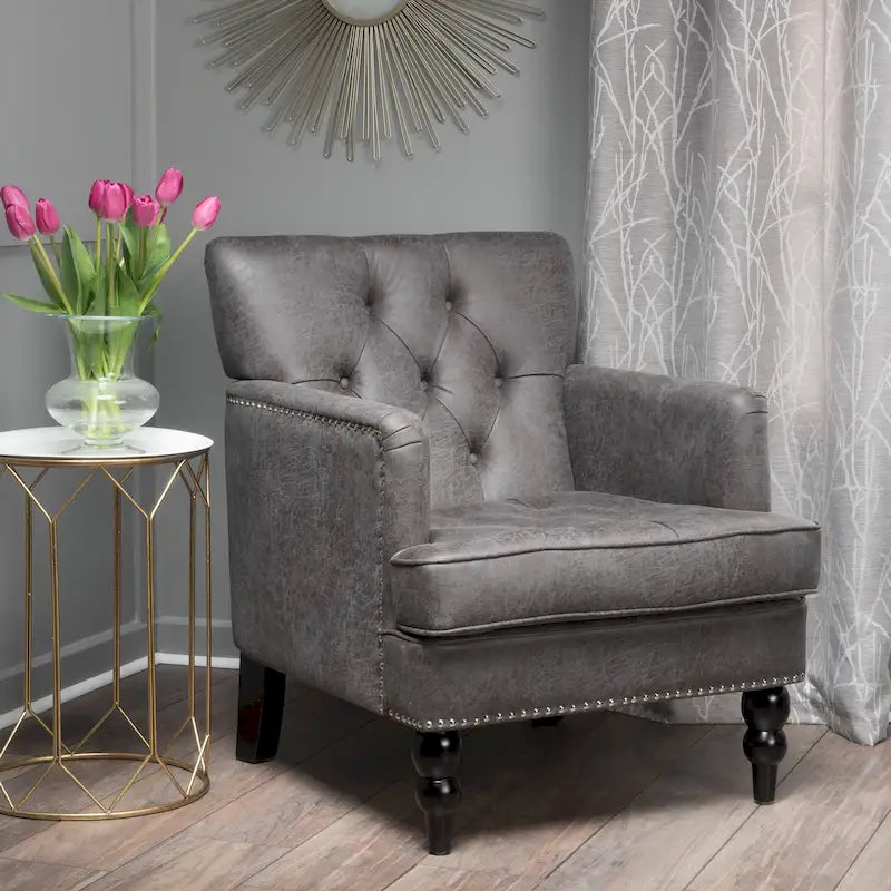 Fauteuil club capitonné en tissu gris ardoise