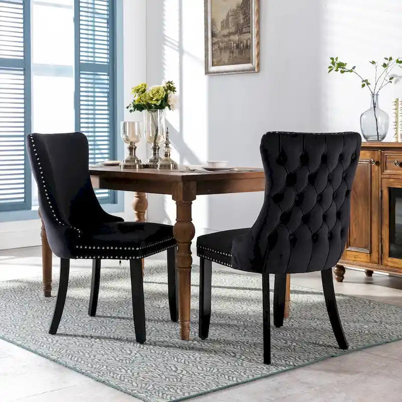 Chaise de salle à manger tapissée de velours