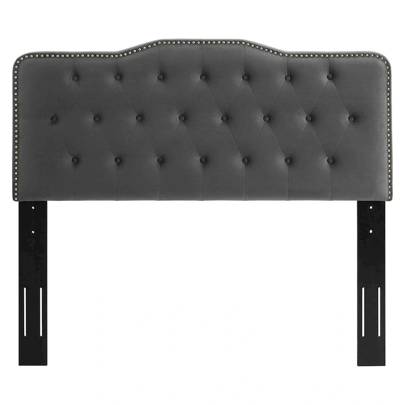 Lit plateforme simple en velours de performance touffeté ambre