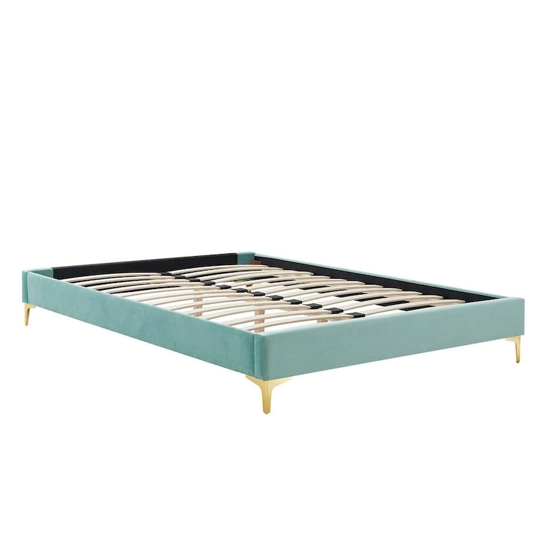 Lit plateforme simple en velours de performance touffeté ambre